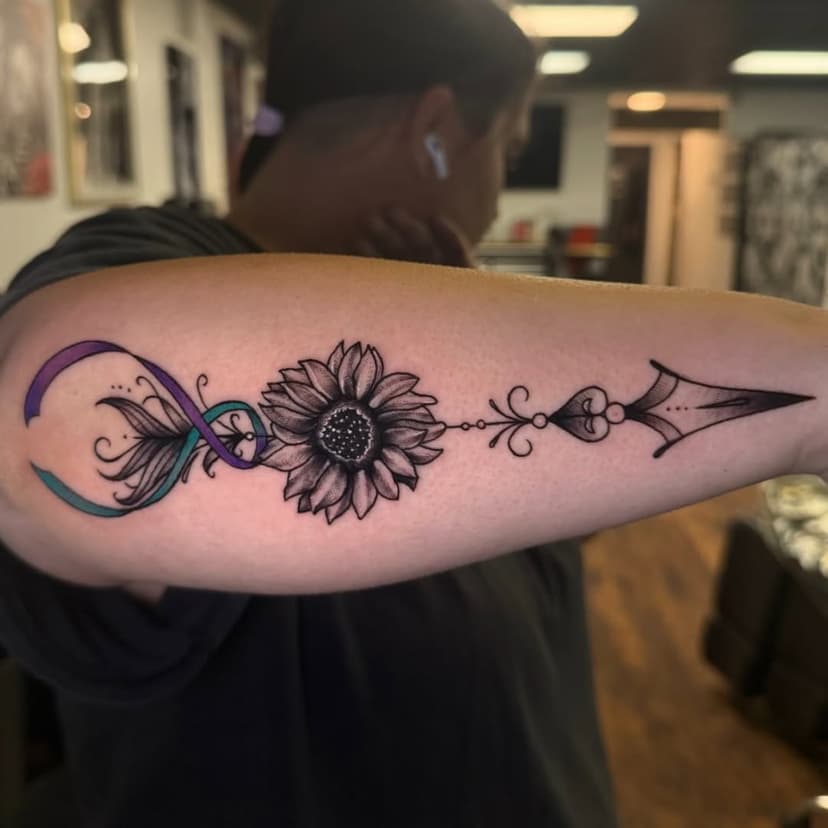 Tatouage de ELISE TATTOO, salon de tatouage, cover