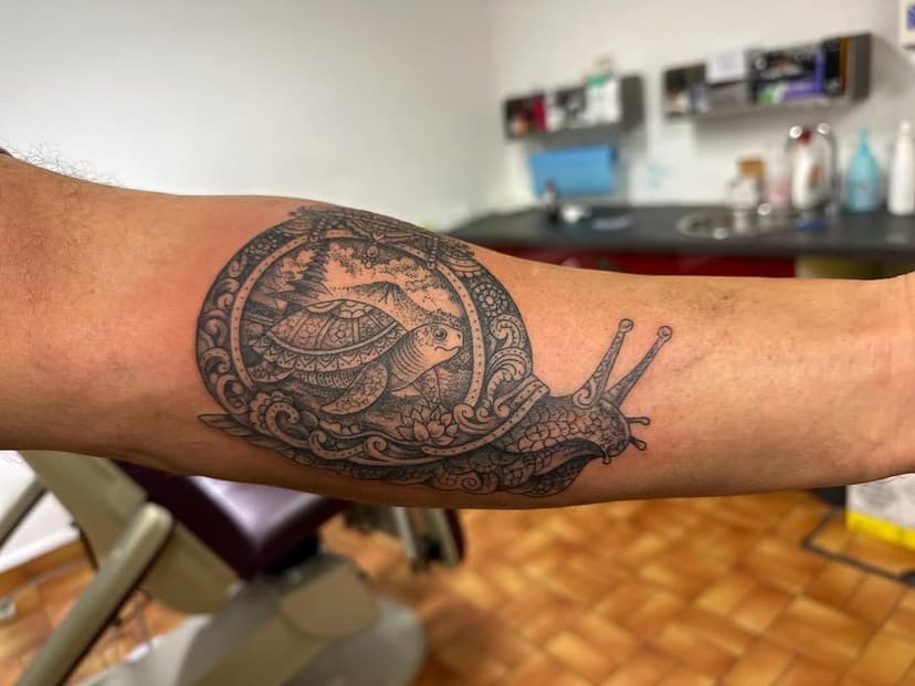 Tatouage de Erogene Tattoo Cap d’Agde