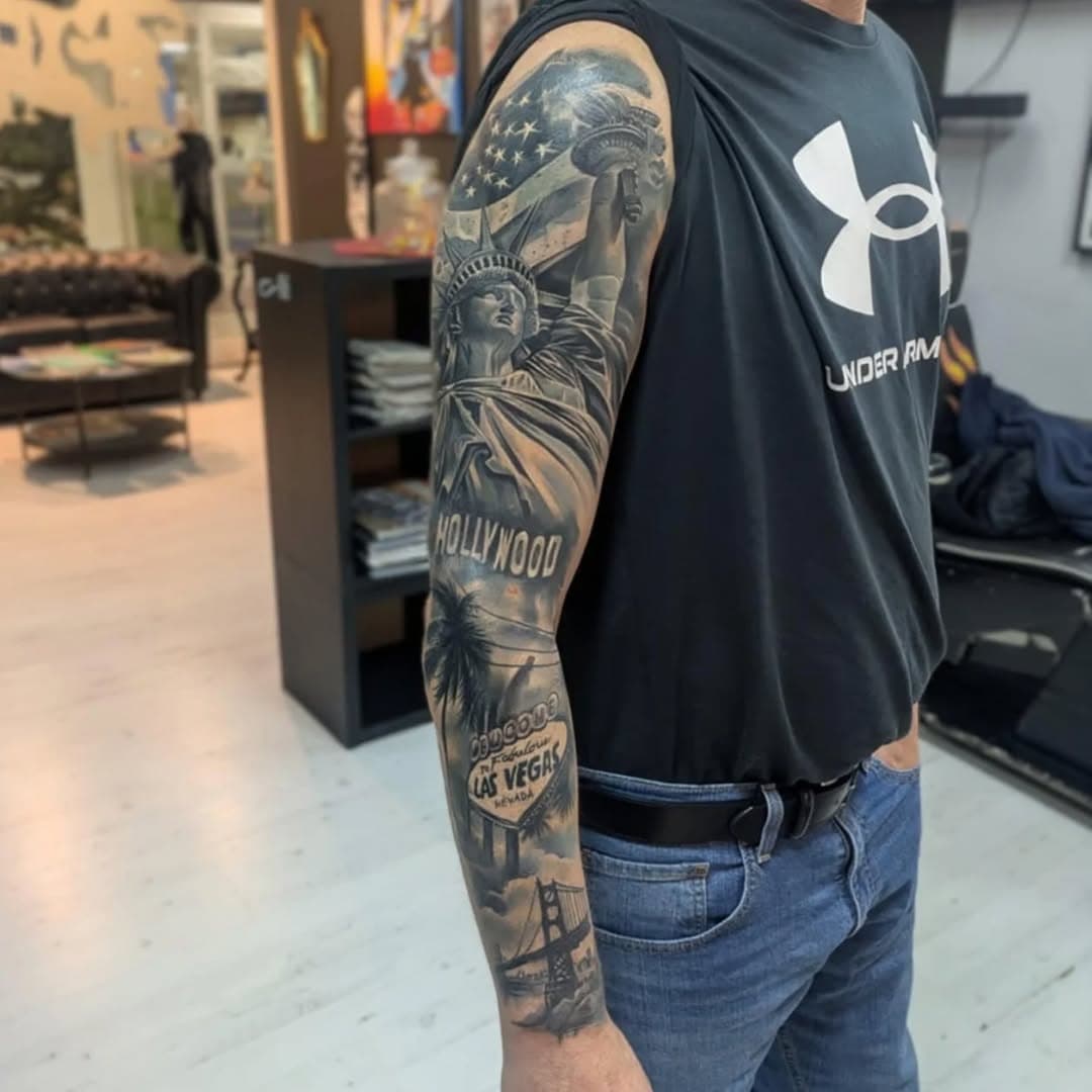 Tatouage par Excalibur tattoo