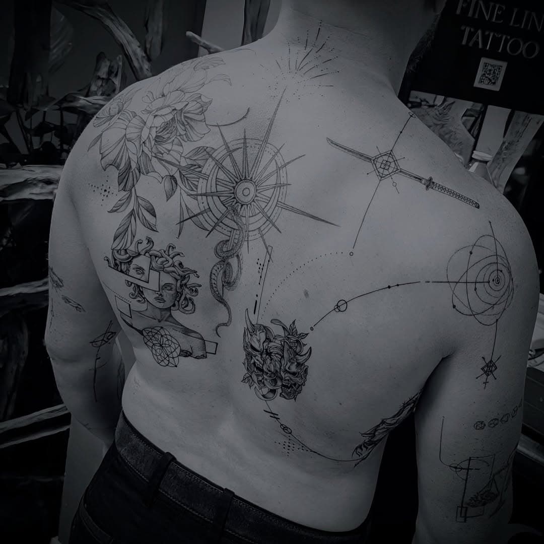 Tatouage par Fine Line tattoo