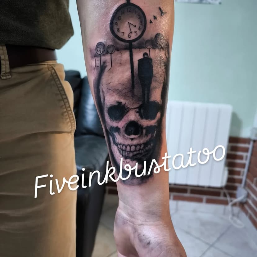 Tatouage de Five Ink Bus Tatoo