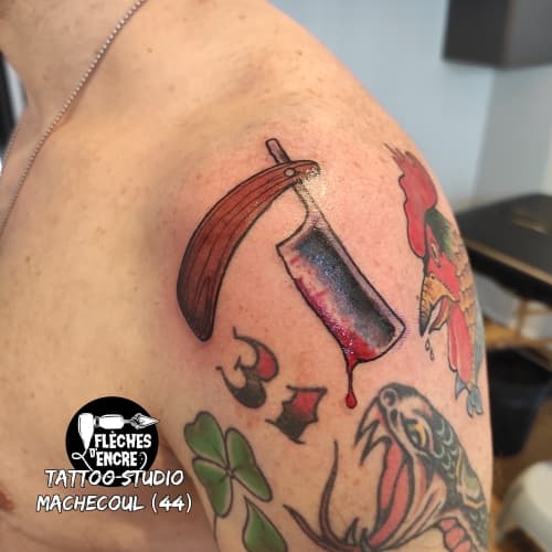 Tatouage de Flèches d'encre - tattoo studio