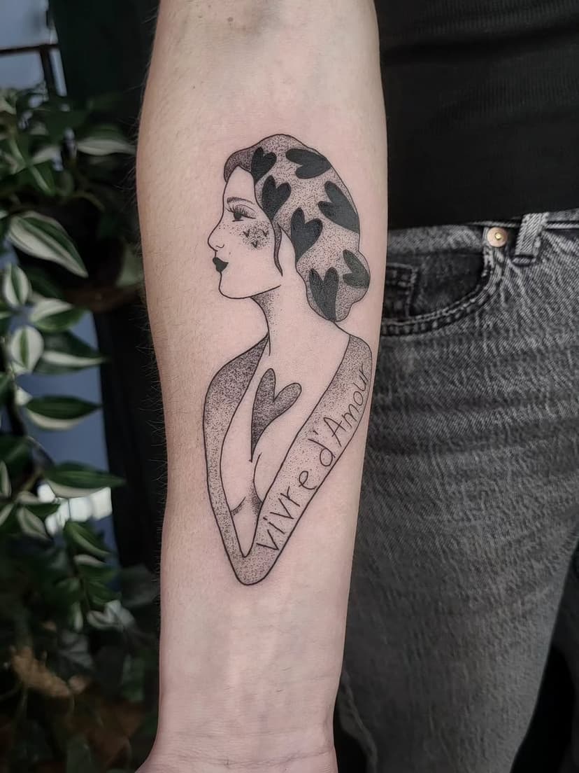 Tatouage de Flora Tattoo