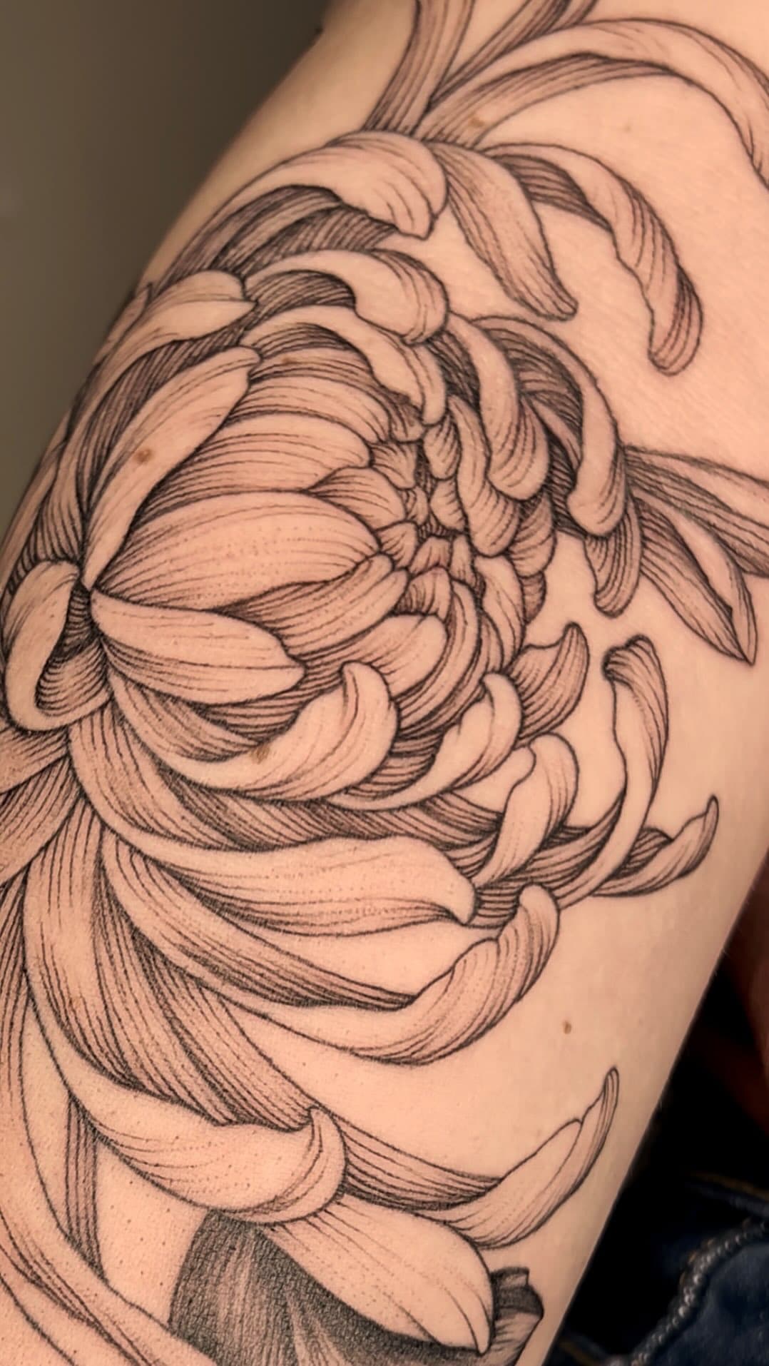 Tatouage par Fostatouer salon d art et de bien-être