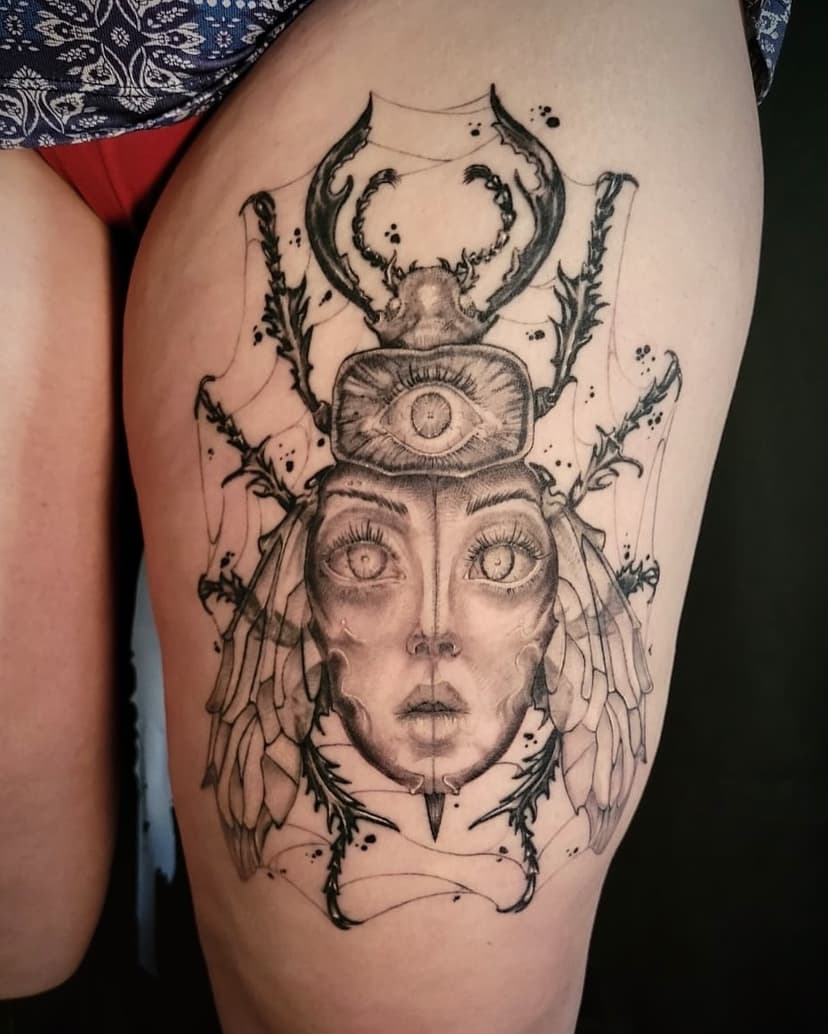 Tatouage de Franck Mekideche chez La Clinique Tattoo Art Gallery