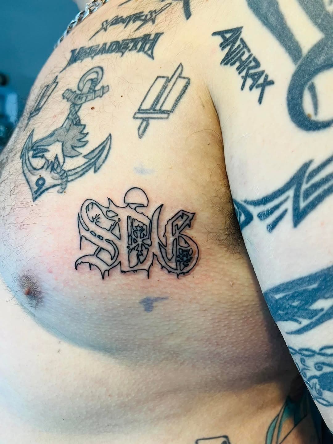 Tatouage par Frère Ink