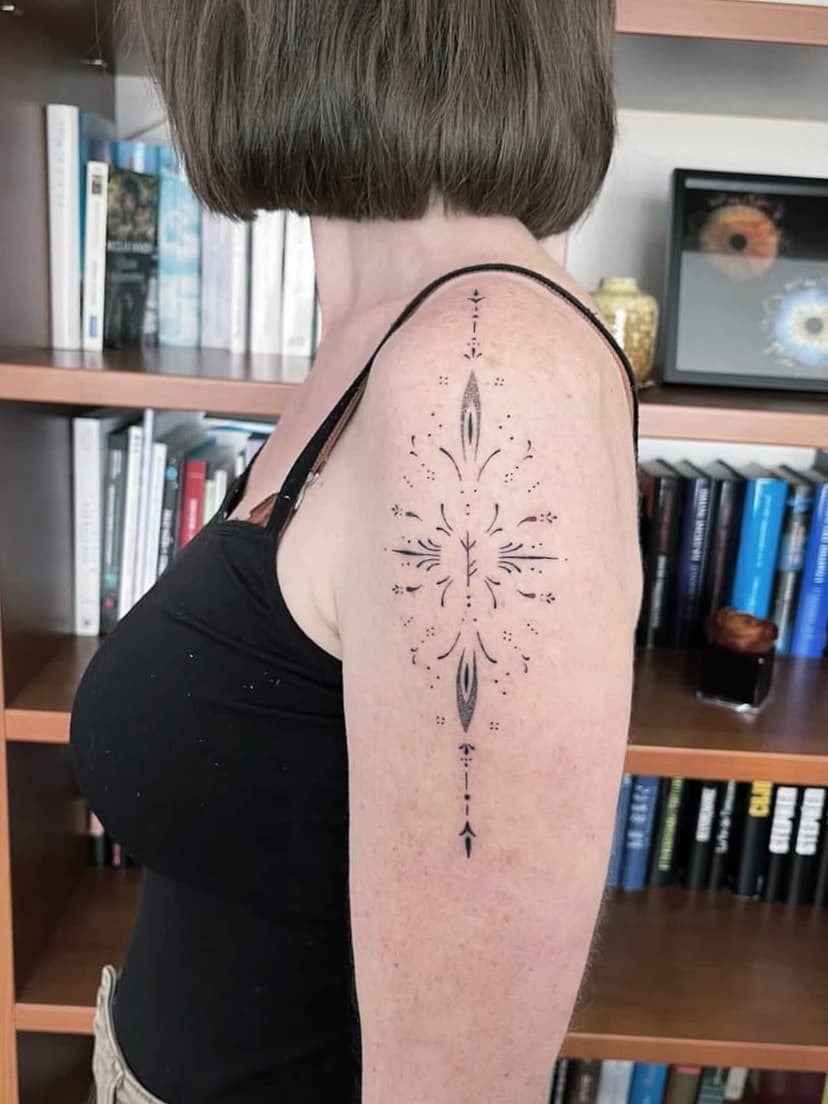 Tatouage de Gemini Tattoo Piercing Studio