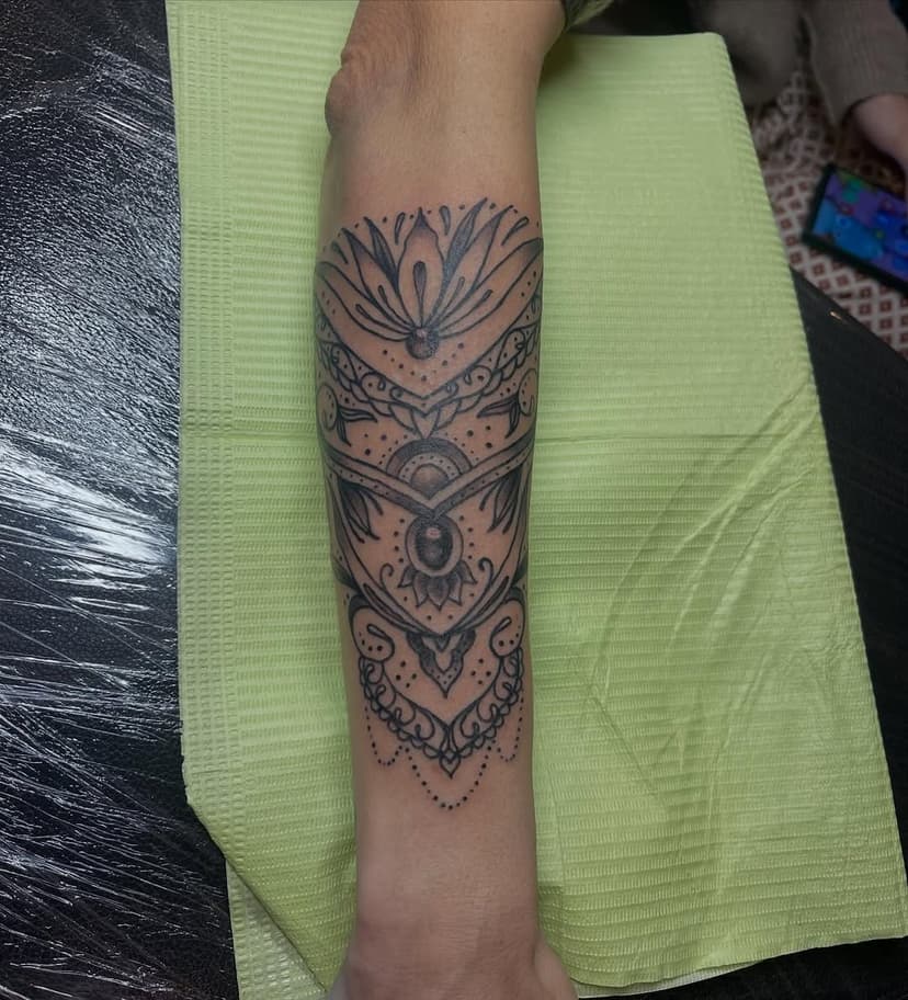 Tatouage de Green Eye Tattoo Tiki Temple private studio
