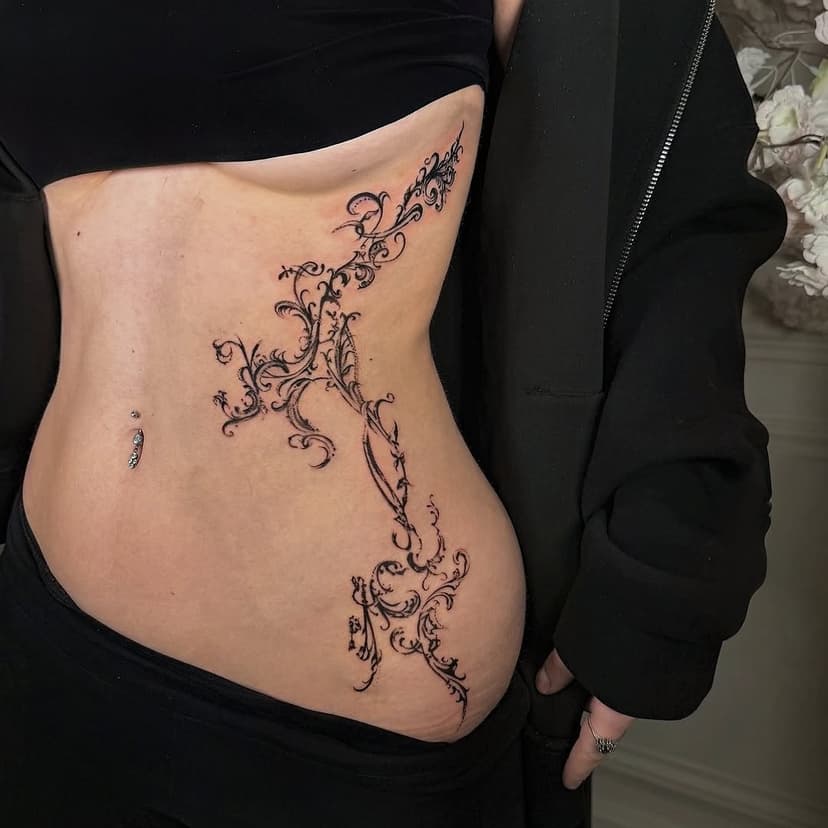 Tatouage de Alm Tattoos