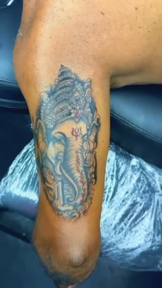 Tatouage de Joe Tattoo Paris