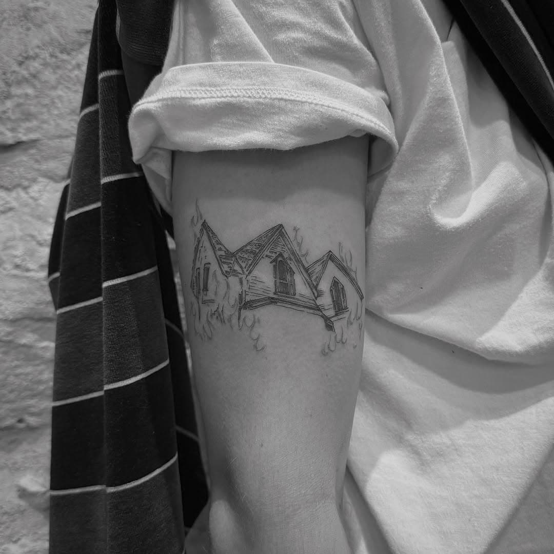 Tatouage par Halia Tatoo