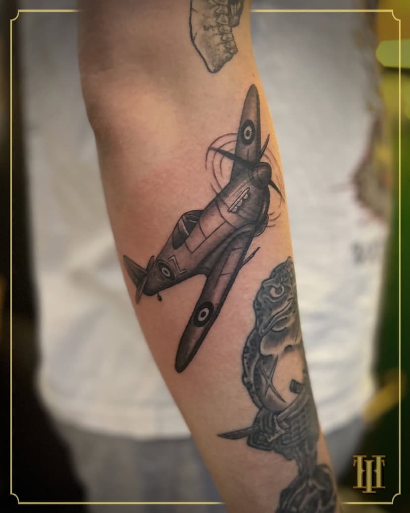 Tatouage de Hamsaran Tattoo Studio - salon de tatouage à Bayonne