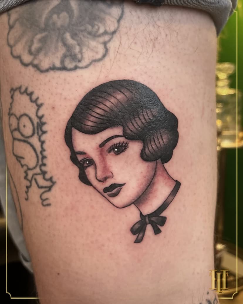 Tatouage de Hamsaran Tattoo Studio - salon de tatouage à Bayonne