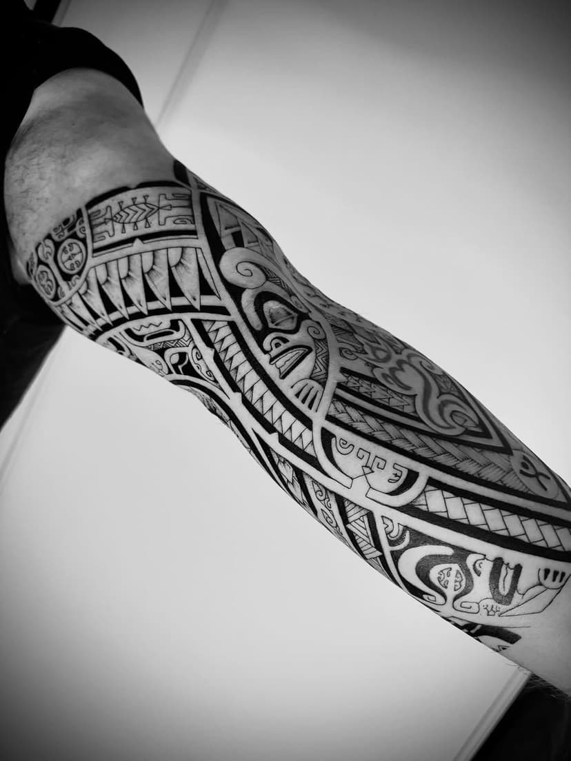 Tatouage de Honu Tatau tatoueur spécialisé (polynésien, marquisien, maori)