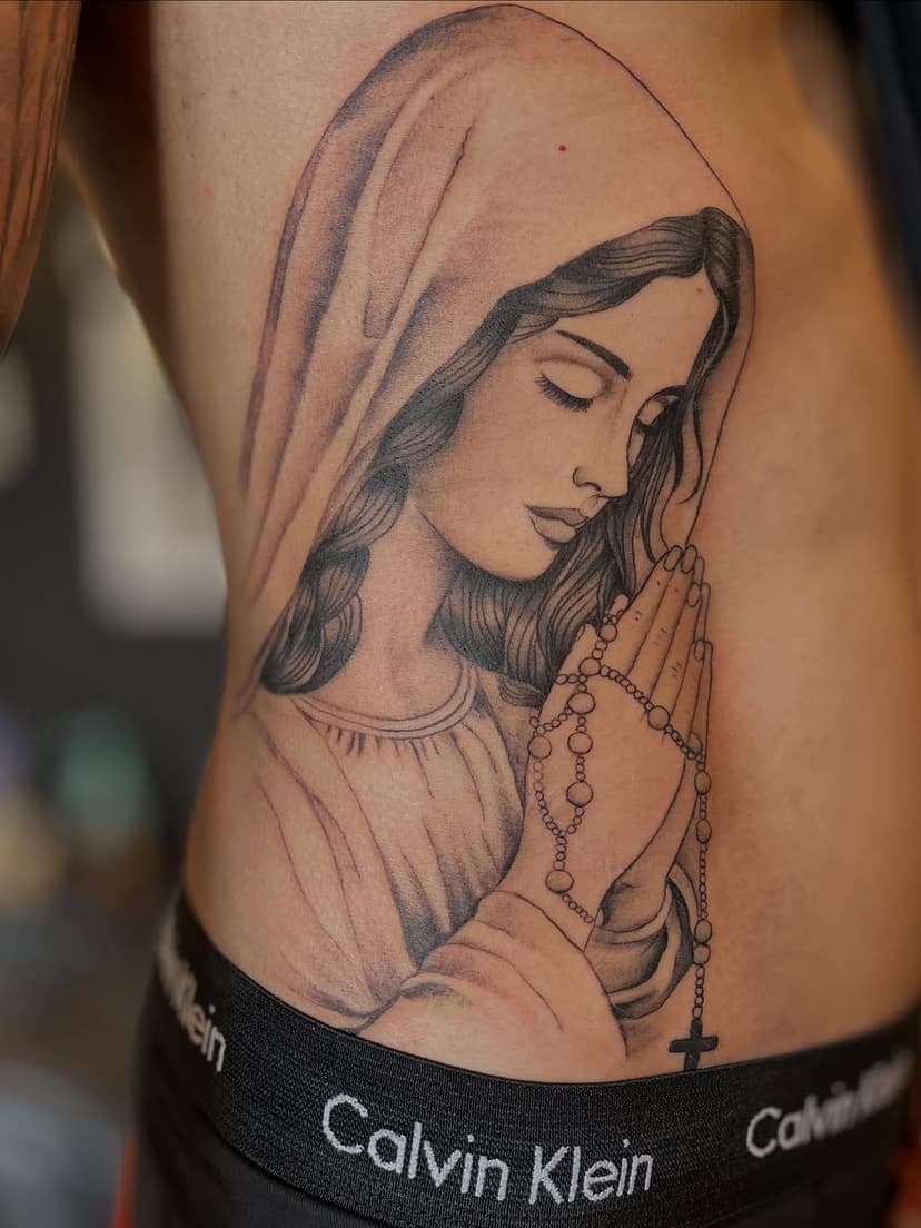 Tatouage de HxC Tattoo