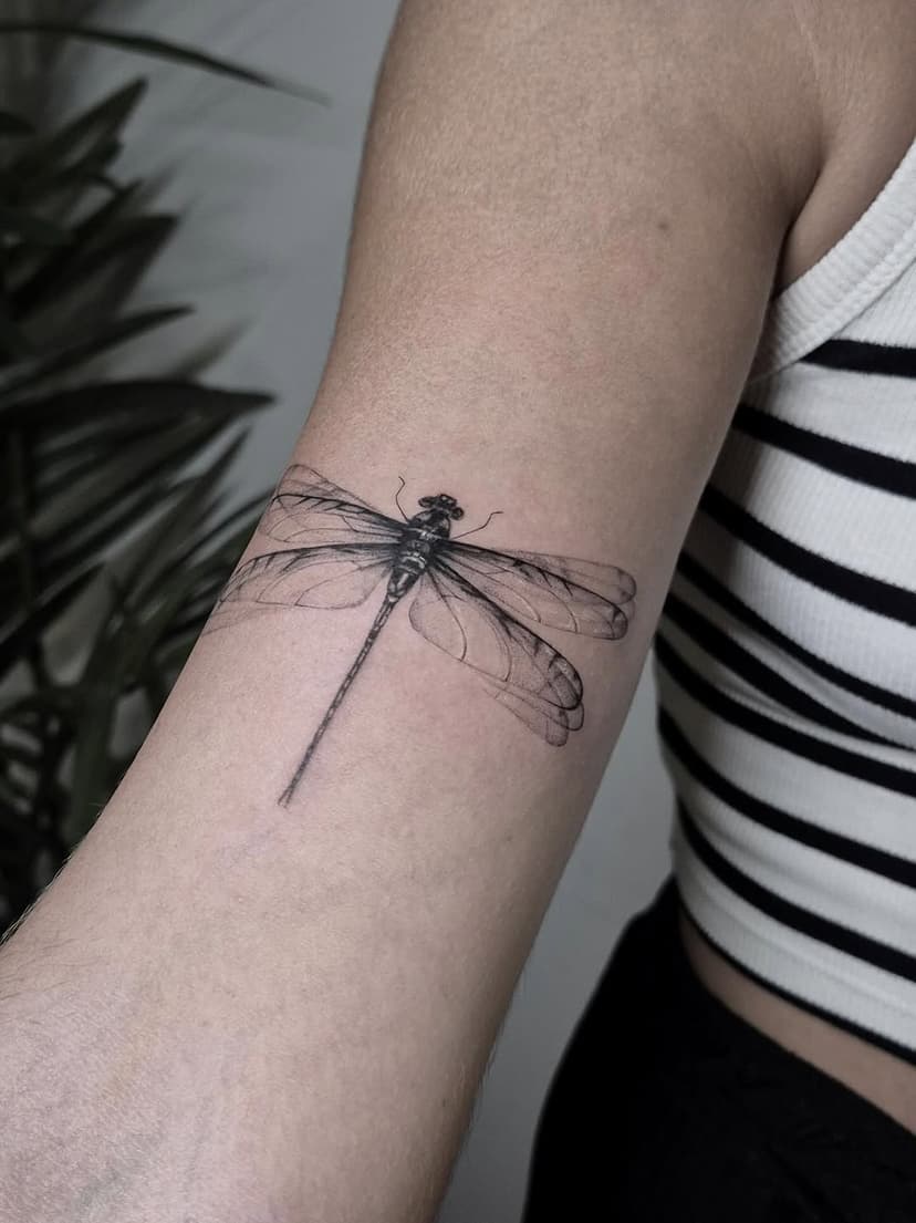 Tatouage de Aviosa tattoo shop