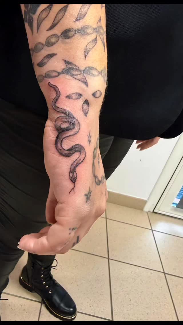 Tatouage de Ink Pik Aïe