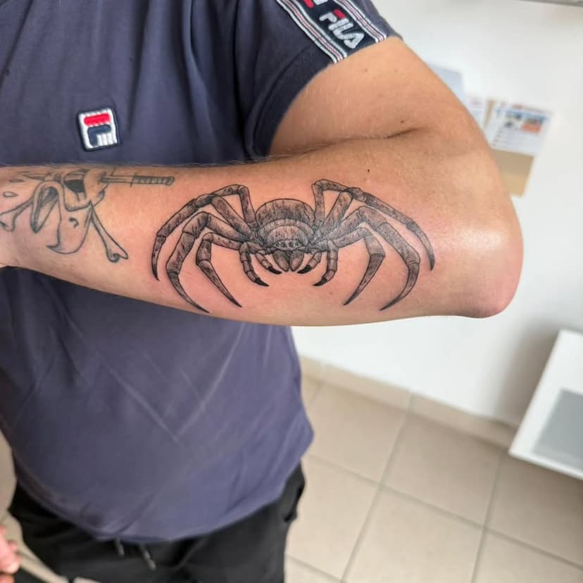 Tatouage de Ink Pik Aïe