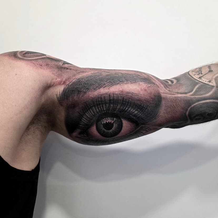 Tatouage de Integrale Tattoo