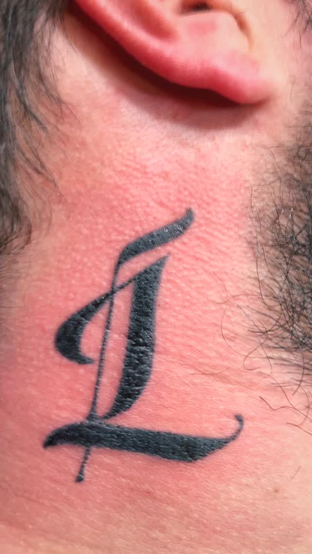 Tatouage de Jull’s • tatouages sur mesure et tattoo covers