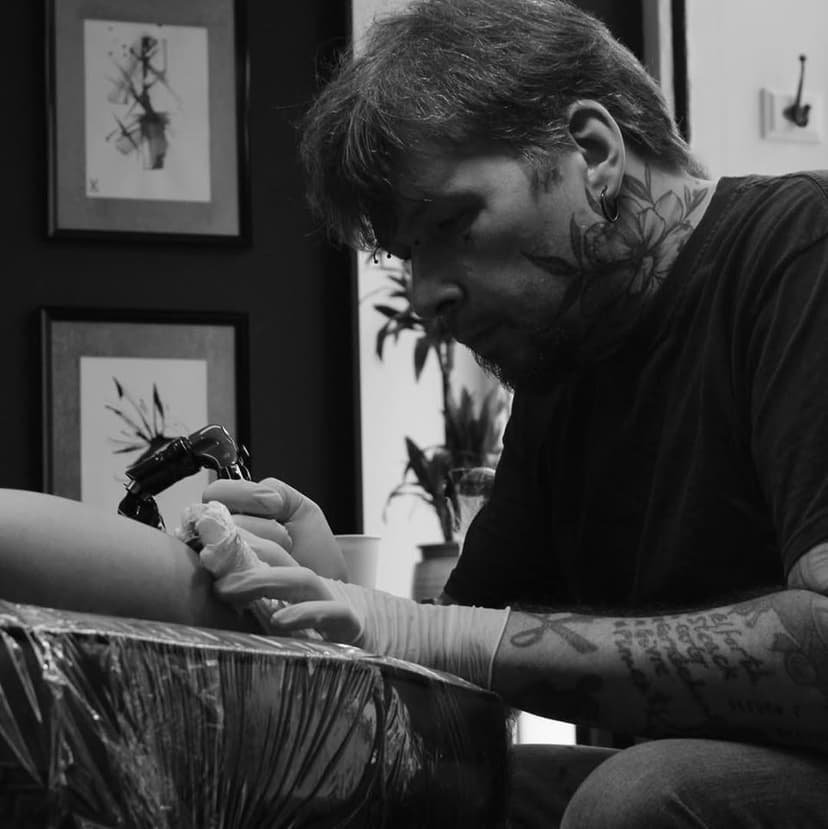 Tatouage de Kaarbon 14 Tattoo Club