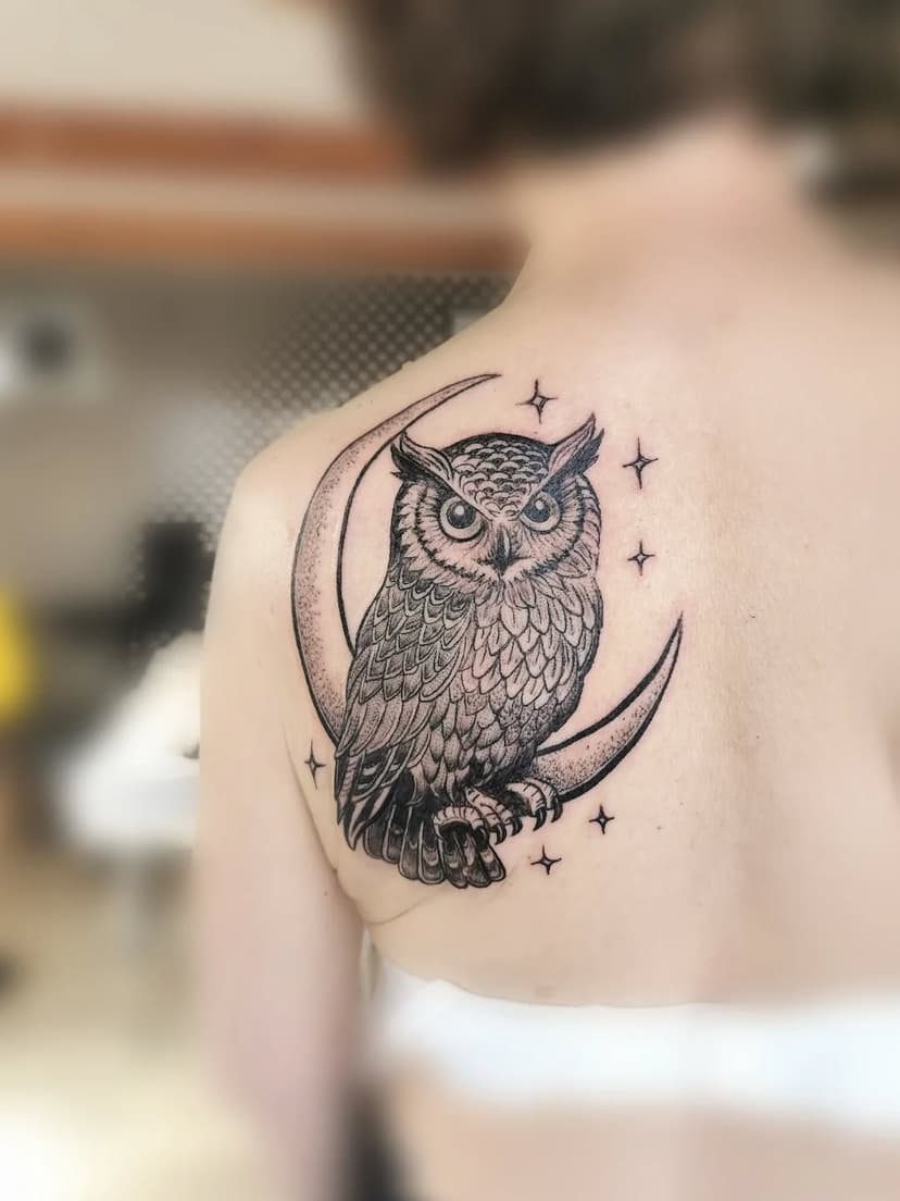 Tatouage de Karisma Tattoo