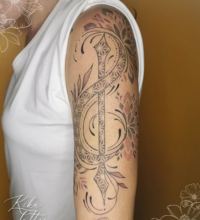 Tatouage de Kika Tattoo - studio privé