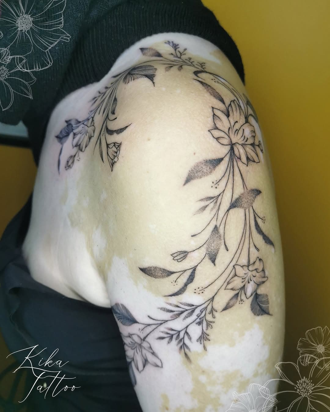 Tatouage par Kika Tattoo - studio privé