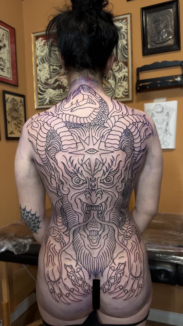 Tatouage de Kiki Tattoo