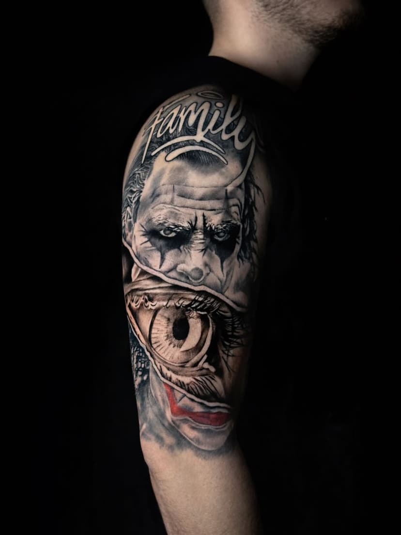 Tatouage de Kingdom Tattoo