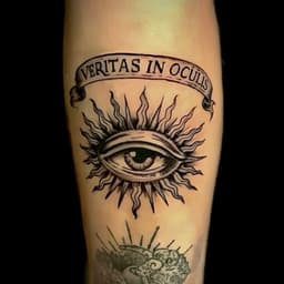 Kuro Studio – Tatoueur anime & néo-trad à Saint-Jean-le-Vieux