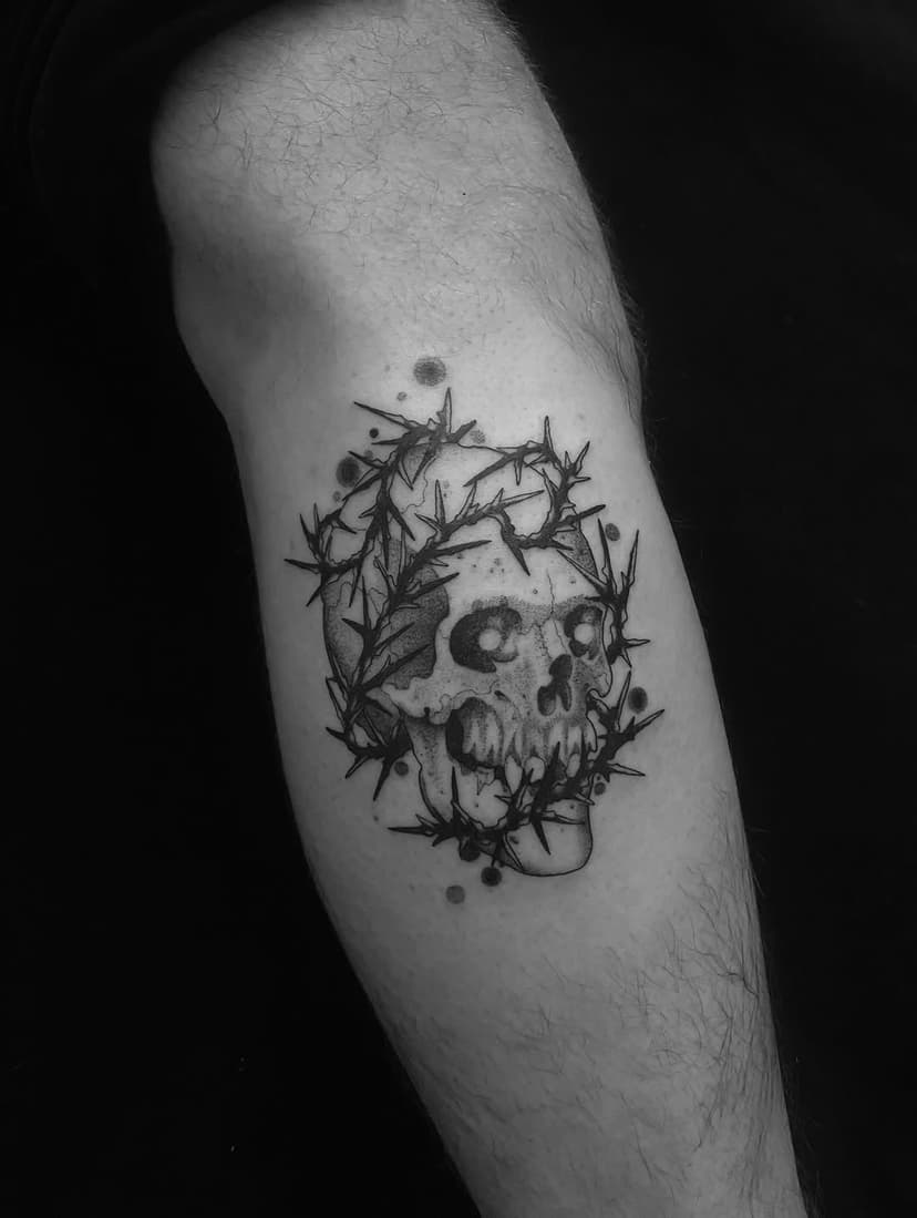 Tatouage de L'Atelier du Point - Salomé Baraër Tattoo