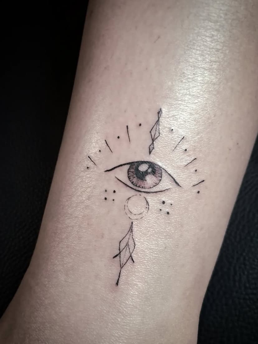 Tatouage de L'Encre Sauvage (sur RDV uniquement)