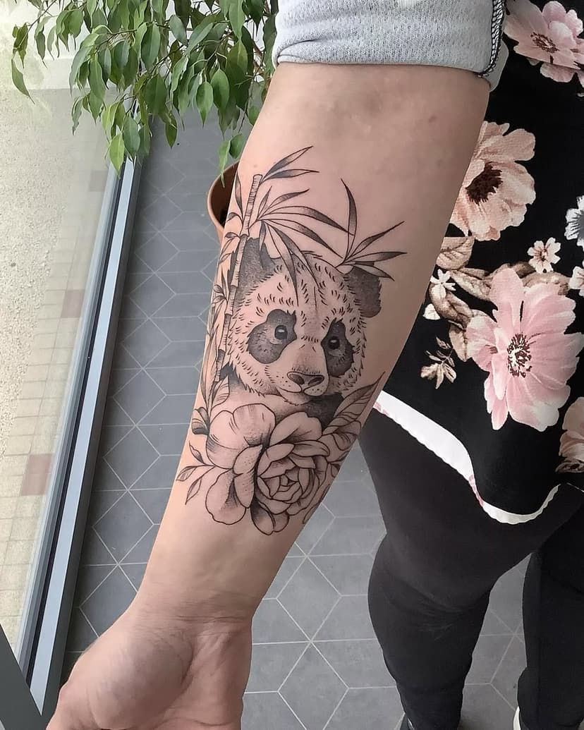 Tatouage de L’île noire - Mona tatouages