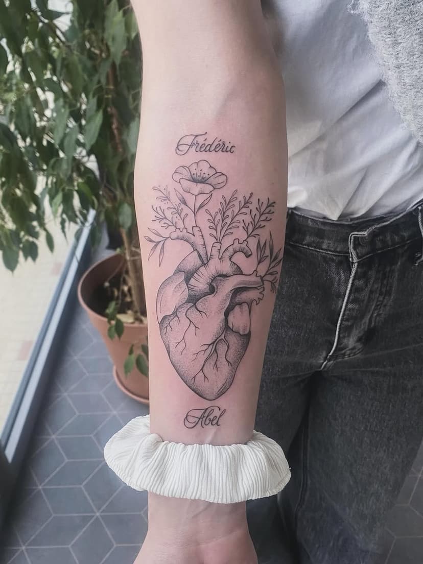 Tatouage de L’île noire - Mona tatouages