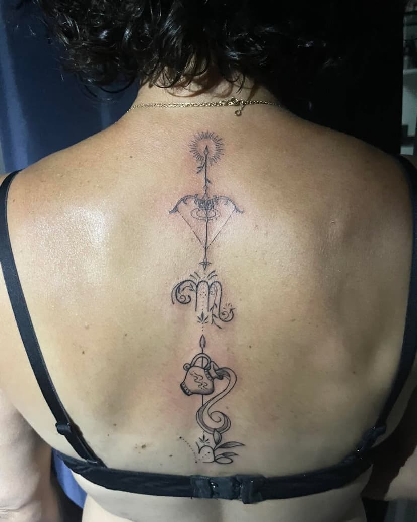 Tatouage de L'IMPULSION BLEUE & CO Artistes tatoueurs