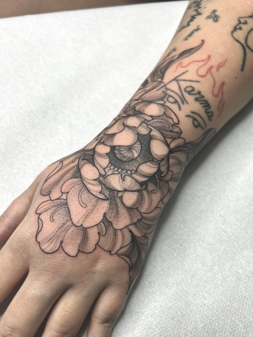 Tatouage de L'Officine Tatouage