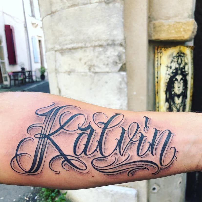 Tatouage de La dague fleurie - Familia Moraes tattoo