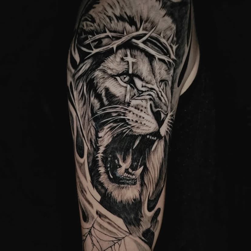 Tatouage de La Ruche Tattoo