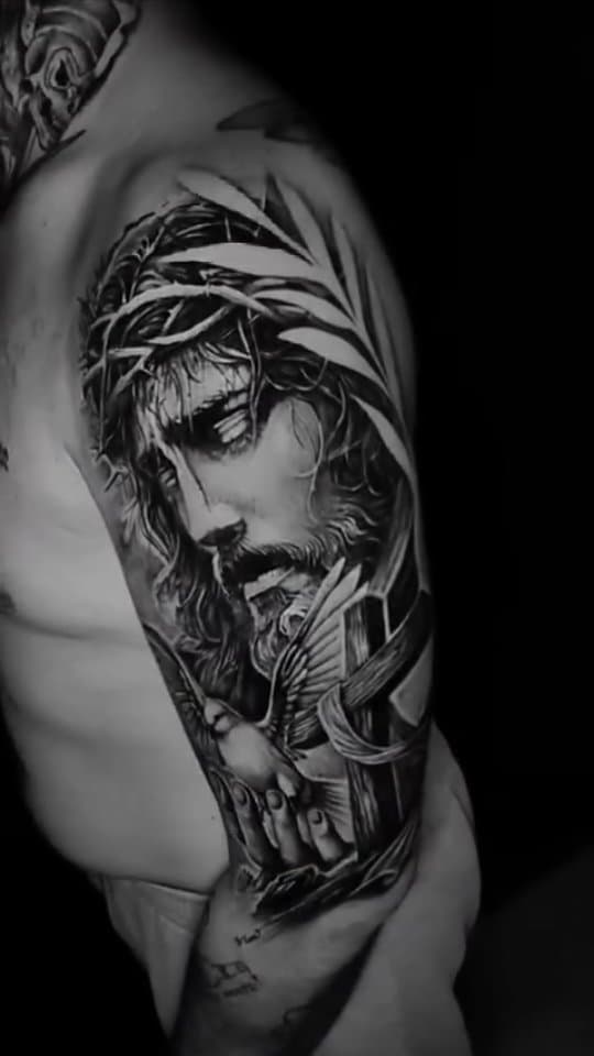 Tatouage par La Ruche Tattoo