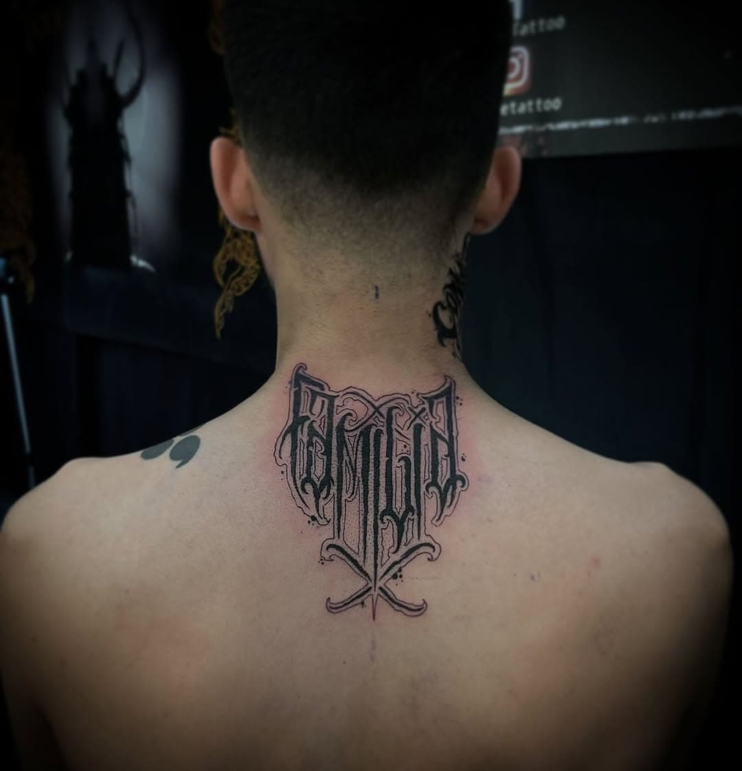 Tatouage par La Zone Tattoo