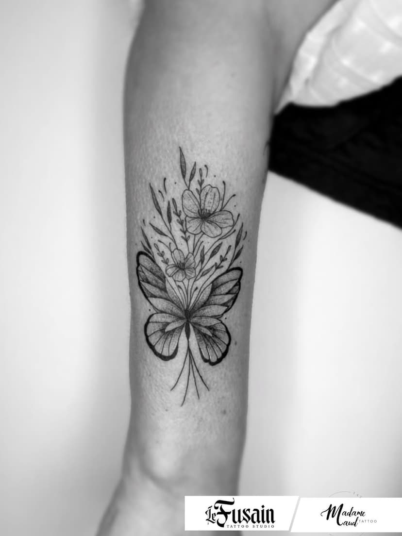 Tatouage de Le Fusain Tattoo Studio