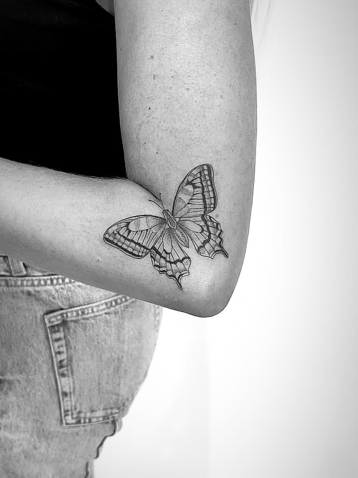 Tatouage de Le Lion Noir Tattoo