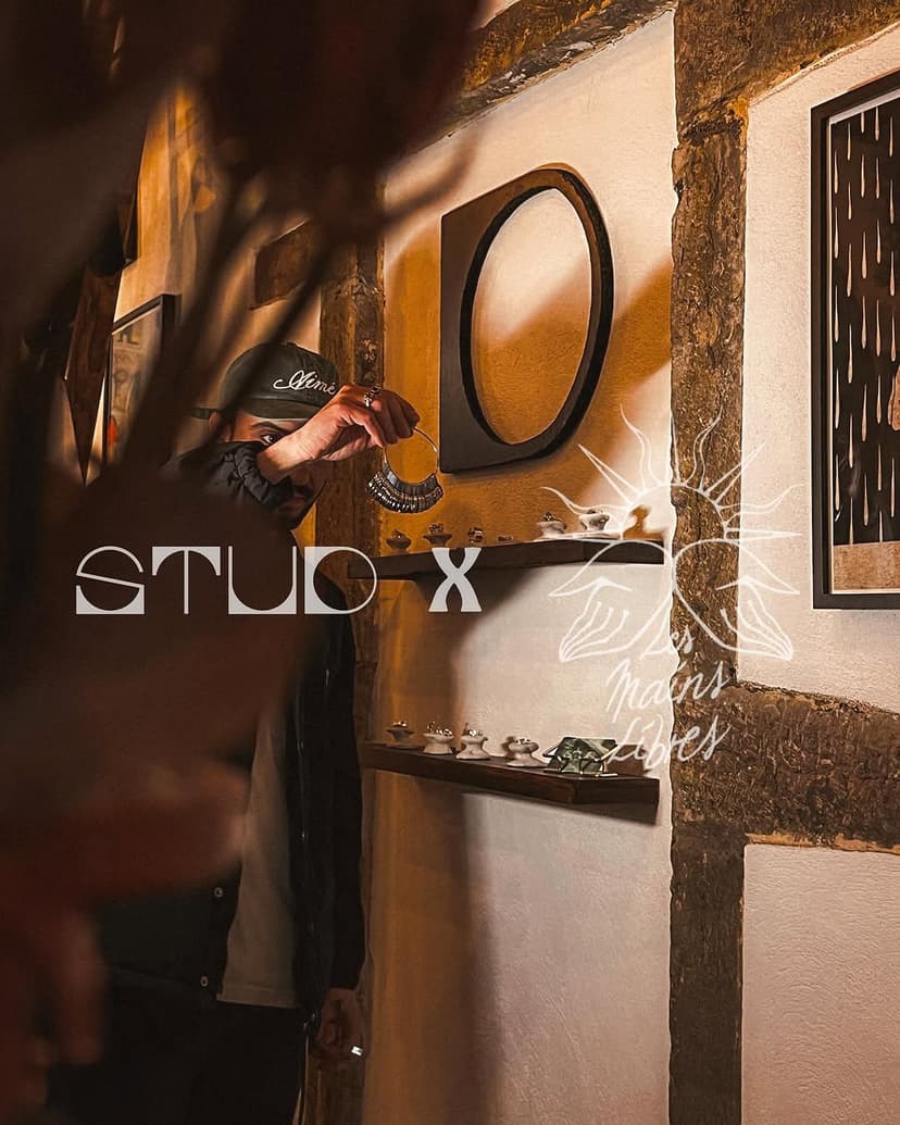 Tatouage de Les Mains Libres (ex Mačka Studio)