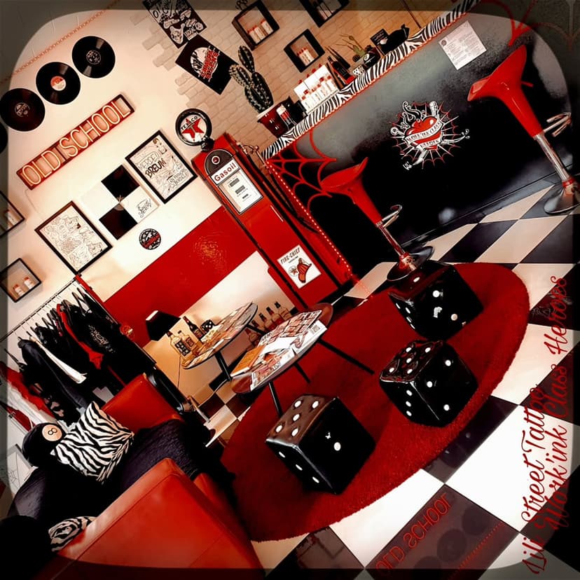 Tatouage de Lili Street Tattoo