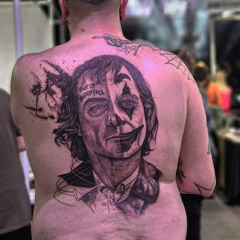 Tatouage de Lolico Tattoo