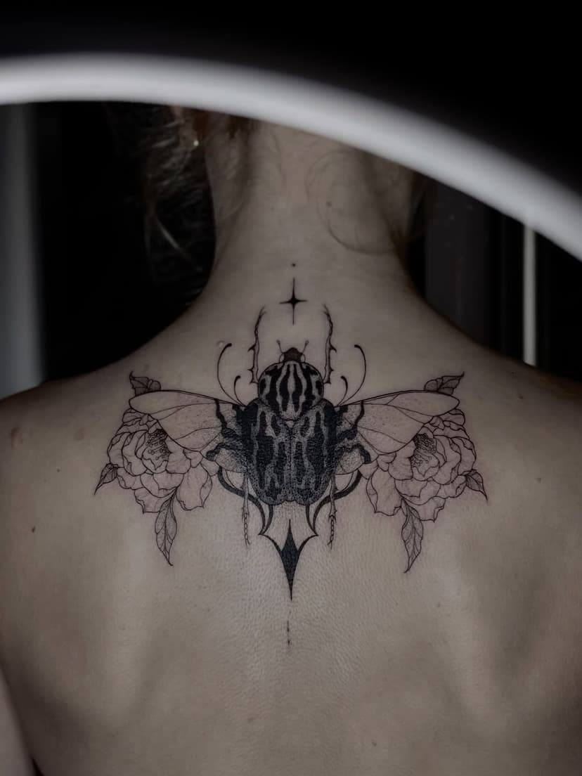 Tatouage de Plaisir Coupable Tattoo & Nails