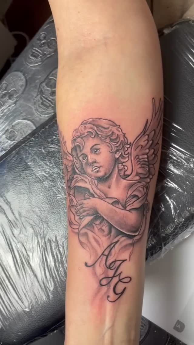 Tatouage de Madom tattoos