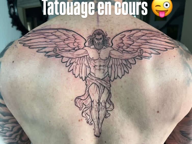 Tatouage de Madom tattoos