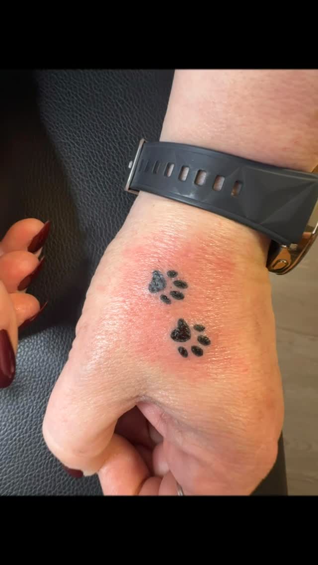 Tatouage de Mana Ura 51